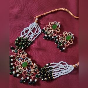 SOLD Green jewelry set
